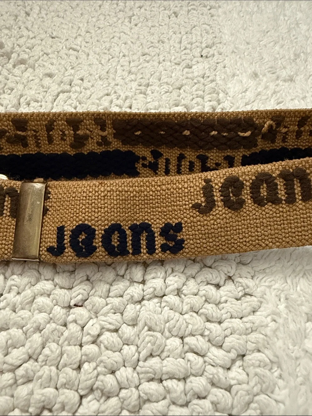 1970’s RARE VINTAGE Brown 'Jeans' Logo Stretch Belt Ring Buckle.